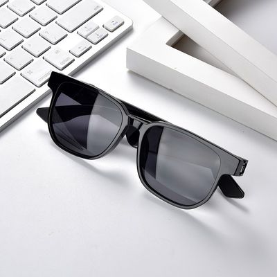 Qualidade  90mAh Capacity Bluetooth 5.1 Bluetooth Sunglasses With Music 4-6 Hour fábrica